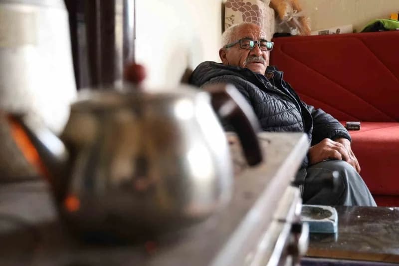 Aksaray Gözlükuyu köyünde 11 yıldır yalnız yaşayan 72 yaşındaki Selami Salman'ın evi ve çevresi