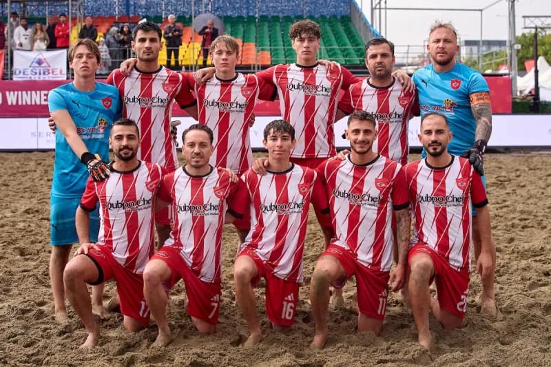 Plaj Futbolu Dünya Kulüpler Şampiyonası'nda mücadele eden serenity Alanya Belediyespor, Kosta Rika t