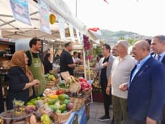 Uluslararası Alanya Tropikal Meyve Festivali kapsamında düzenlenen gastronomi ve kültür etkinliklerinden bir görünüm