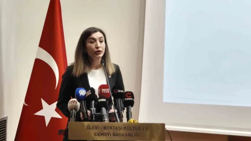 Alevi-bektaşi Kültür ve Cemevi Başkanlığı, Türkiye’nin dört bir yanından gelen 200 İnanç önderiyle başkentte İstişare To