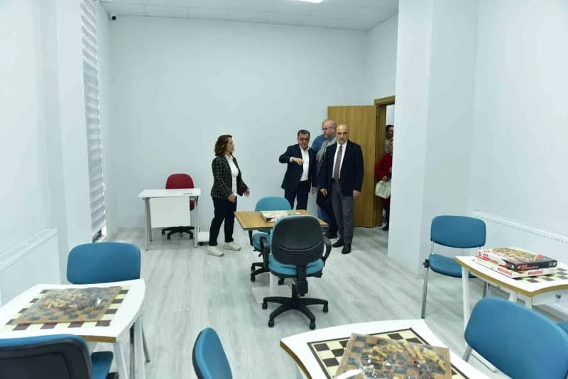 Altıeylül’de Sosyal belediyeciliğin yeni adresi kapılarını açtı