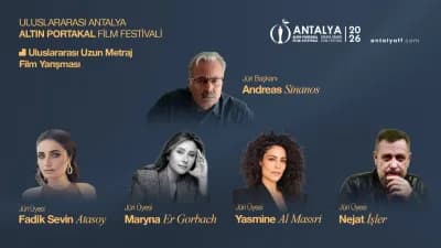 63. Uluslararası Antalya Altın Portakal Film Festivali Uluslararası Uzun Metraj Film Yarışması jüri üyeleri toplu fotoğr