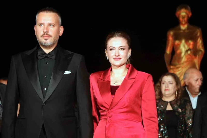 Bu yıl 63'üncüsü düzenlenen Uluslararası Antalya Altın Portakal Film Festivali'nin açılış töreni önc