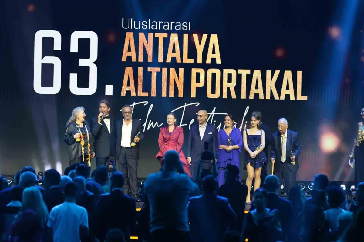 63. Uluslararası Antalya Altın Portakal Film Festivali açılış töreninde ödül alan sanatçılar ve konu