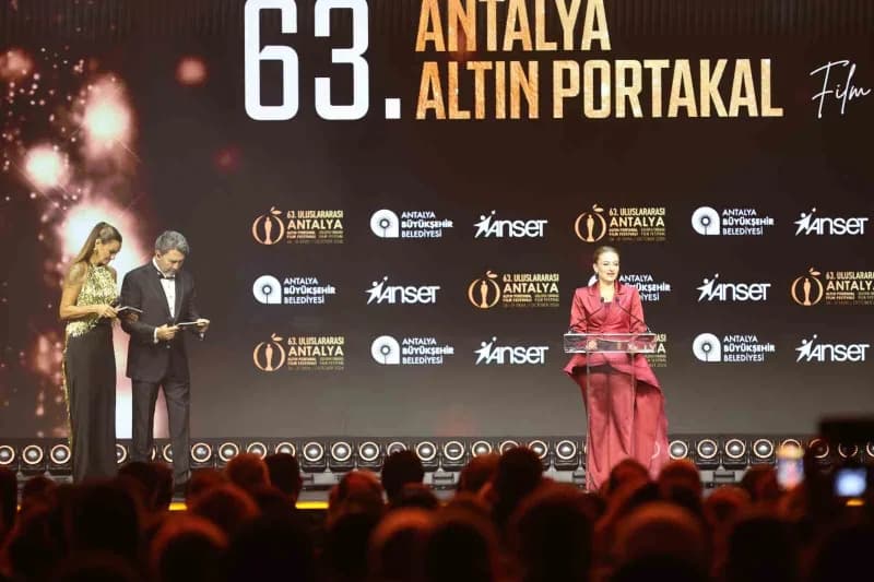 Büşra Özdemir