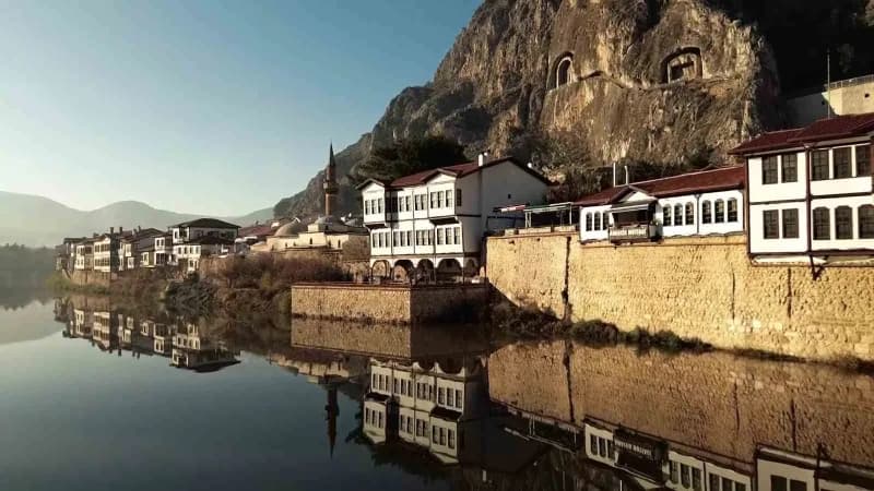 Paris, Berlin, Amsterdam, Lyon ve Tokyo gibi şehirlerde örnekleri olan sistemin Amasya'ya kazandırılmasında emeği geçenl