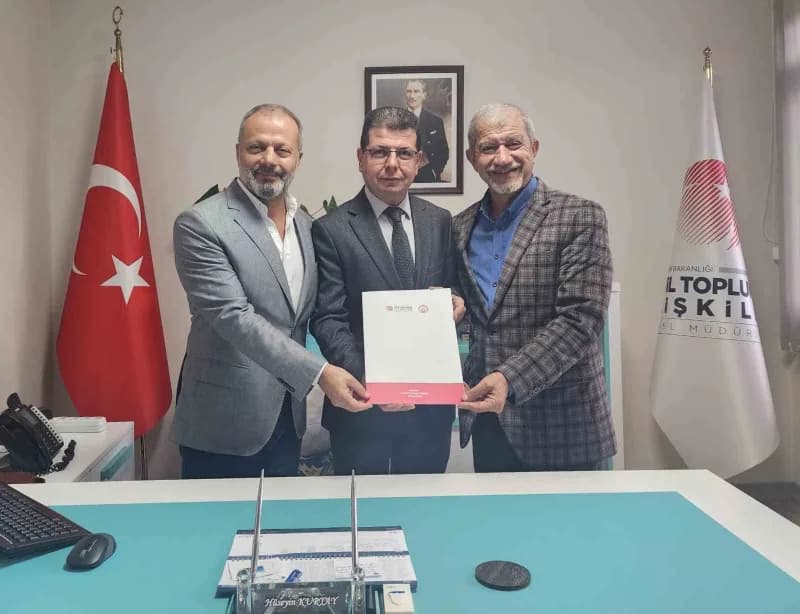 Türkiye'nin yedi bölgesinden gazetecilerin bir araya gelmesiyle kurulan Anadolu Turizm Gazetecileri