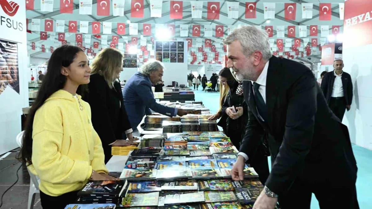 Anadolu’nun en büyük kitap fuarı Kahramanmaraş’ta açıldı