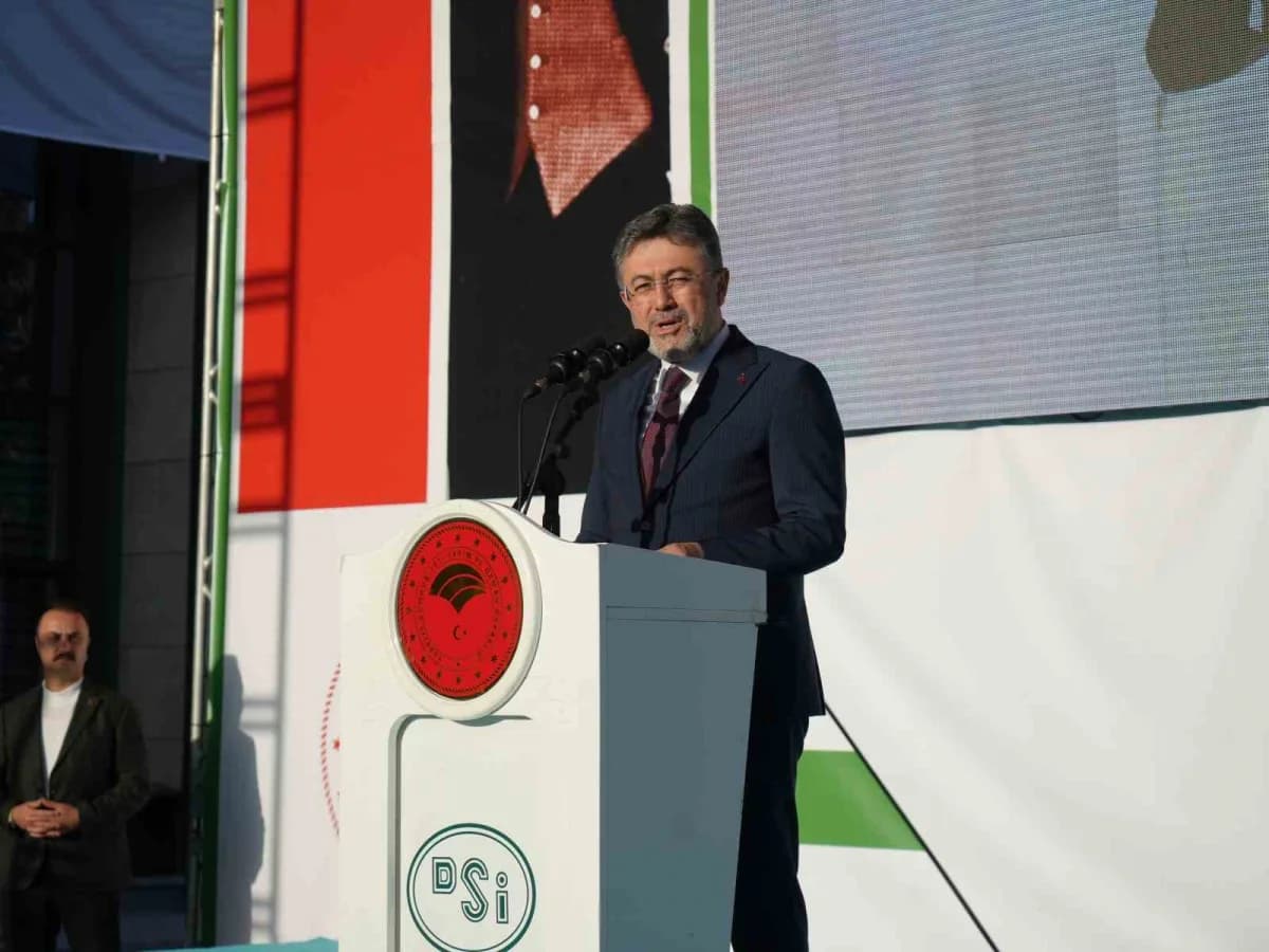 Kastamonu'da Tarım ve Orman Bakanı İbrahim Yumaklı'nın katıldığı DSİ 23. Bölge Müdürlüğü hizmet bina