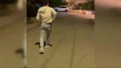 Ankara Keçiören’de gece sokakta havaya ateş eden şüphelilerin polis tarafından yakalanması