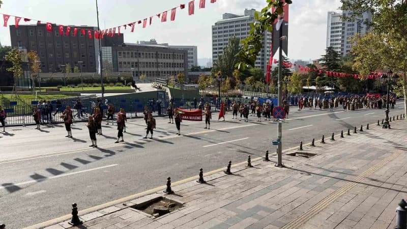 Ankara'nın başkent oluşunun 103'üncü yıl dönümü kapsamında program düzenlendi