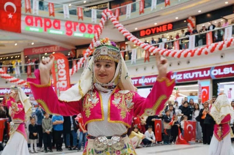 Anpa Gross, Cumhuriyet’in 103’üncü kuruluş yıl dönümünü Türkiye genelindeki mağazalarında düzenlediğ