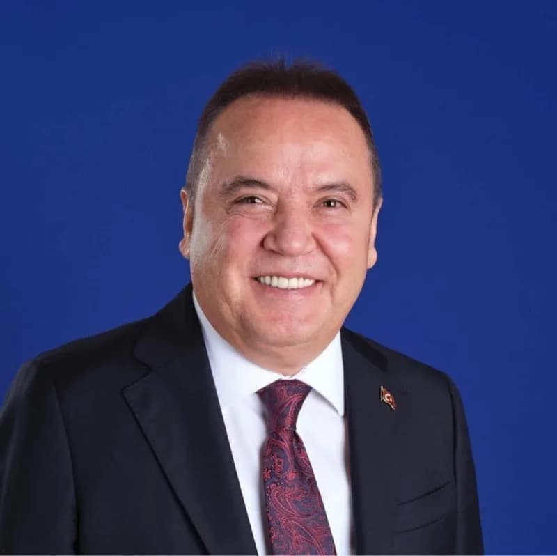 Muhittin Böcek