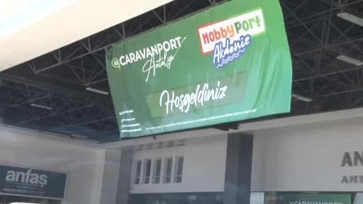 Antalya ANFAŞ Fuar Merkezi’nde düzenlenen Caravanport Antalya ve Hobbyport Akdeniz Fuarı’nda karavan ve outdoor ürünleri