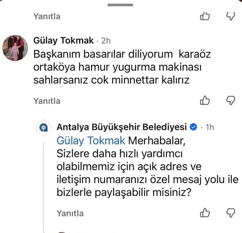 Başkan Vekili Büşra Özdemir'in sosyal medya paylaşımlarında kadınlarla birlikte yufka açtığı paylaşımı gören Aksu Karaöz