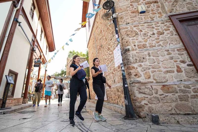 Antalya Muratpaşa Belediyesi’nin bu yıl 11’incisini düzenlediği Uluslararası Kaleiçi Old Town Festivali kapsamında, Orya
