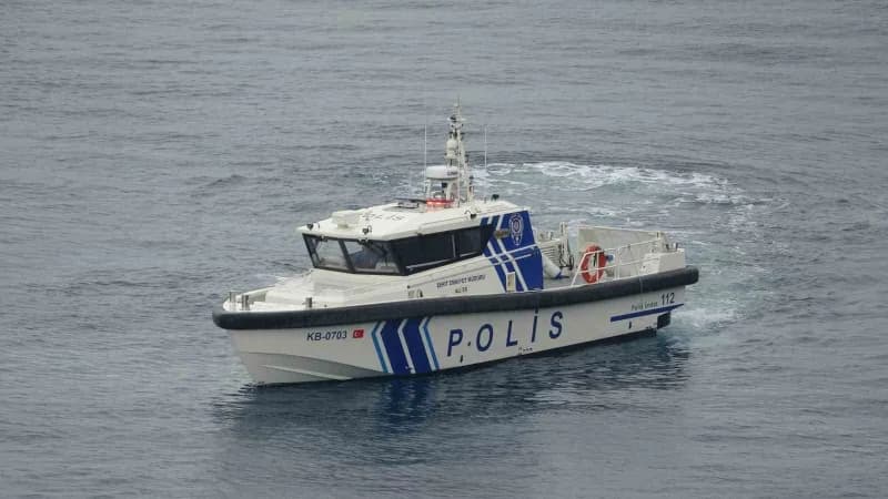 Antalya’da yaklaşık 35 metrelik falezlerden gelen "Yardım edin" çığlığı AFAD, itfaiye, Sahil Güvenlik, Deniz Polisi ve p