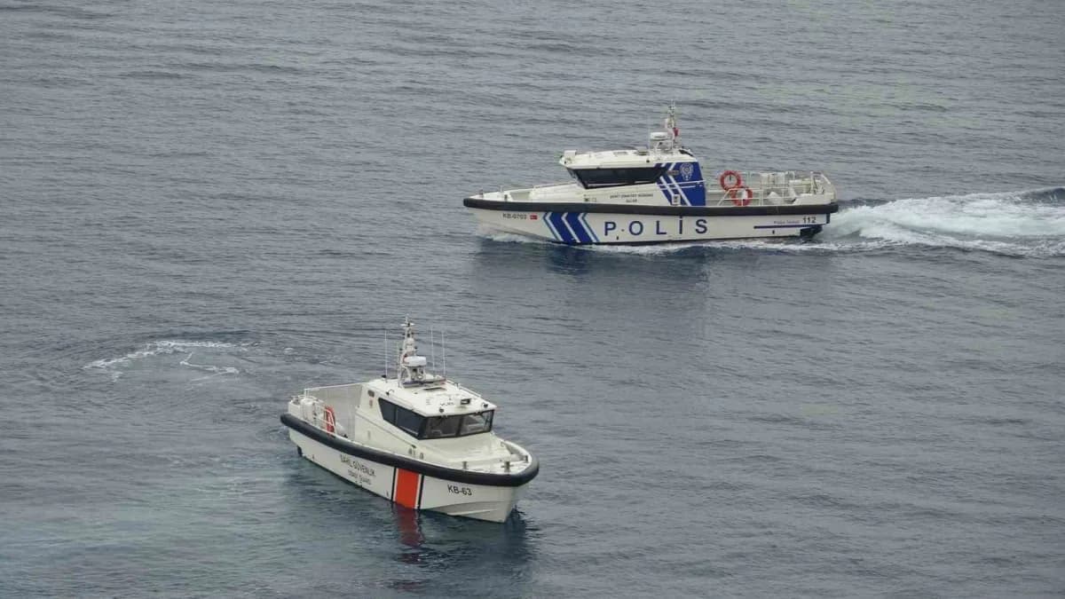 Antalya’da yaklaşık 35 metrelik falezlerden gelen "Yardım edin" çığlığı AFAD, itfaiye, Sahil Güvenlik, Deniz Polisi ve p