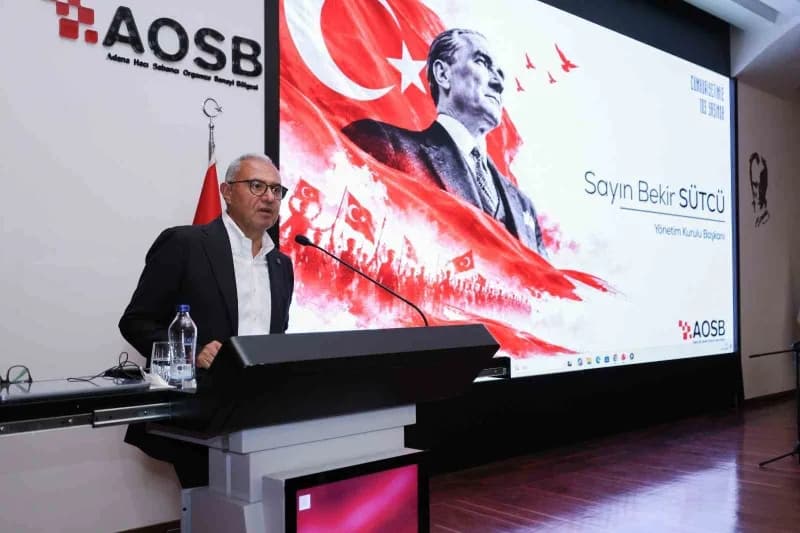 AOSB Yönetim Kurulu Başkanı Bekir Sütcü, konuşma yaptı.