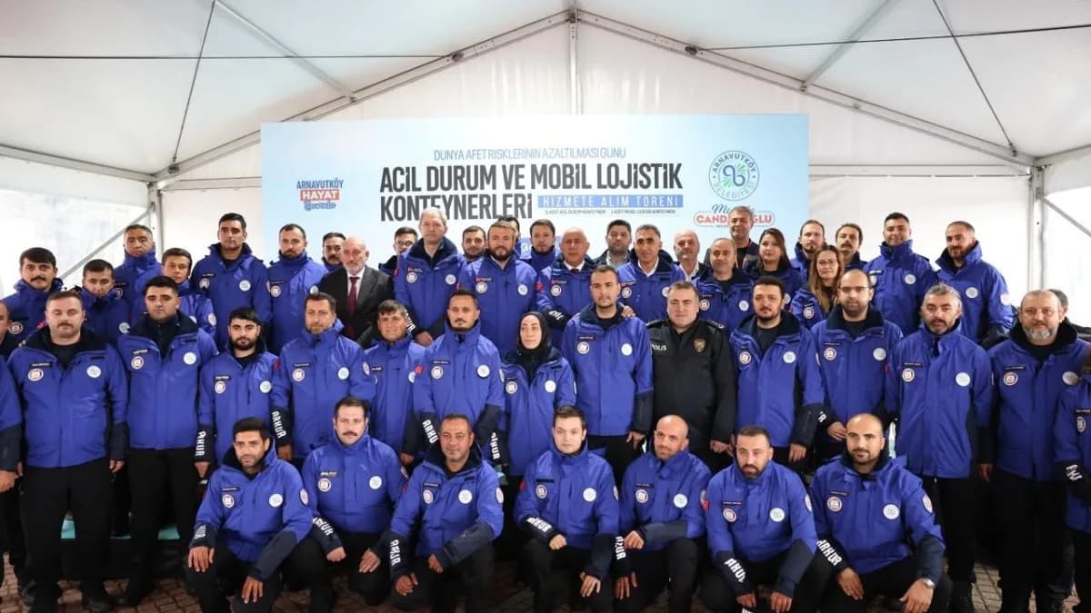 Arnavutköy Belediyesi, Dünya Afet Risklerinin Azaltılması Günü kapsamında Mahalle Afet Gönüllüleri Projesi doğrultusunda
