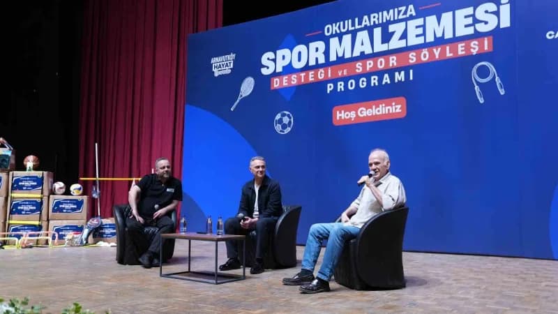Arnavutköy Belediyesi, ilçedeki okulların Spor altyapısını güçlendirmek amacıyla 20 farklı kalemde 1