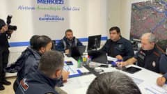 Arnavutköy’de sağanak yağış sonrası belediye ekipleri 300 personel ve 80 araçla müdahale çalışmalarını sürdürüyor