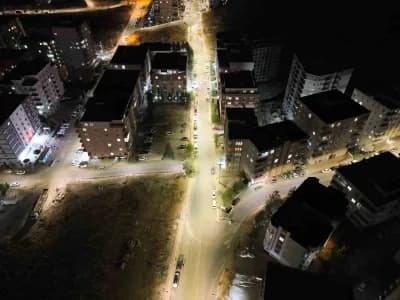 Mardin Artuklu’da yeni elektrik şebekesi ve aydınlatma sistemlerinin devreye alınması sonrası gece görünümü