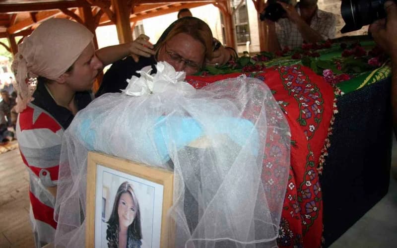 Muğla'nın Bodrum ilçesinde 2010 yılında şüpheli şekilde hayatını kaybeden ve Yargıtay'ın kararı bozm