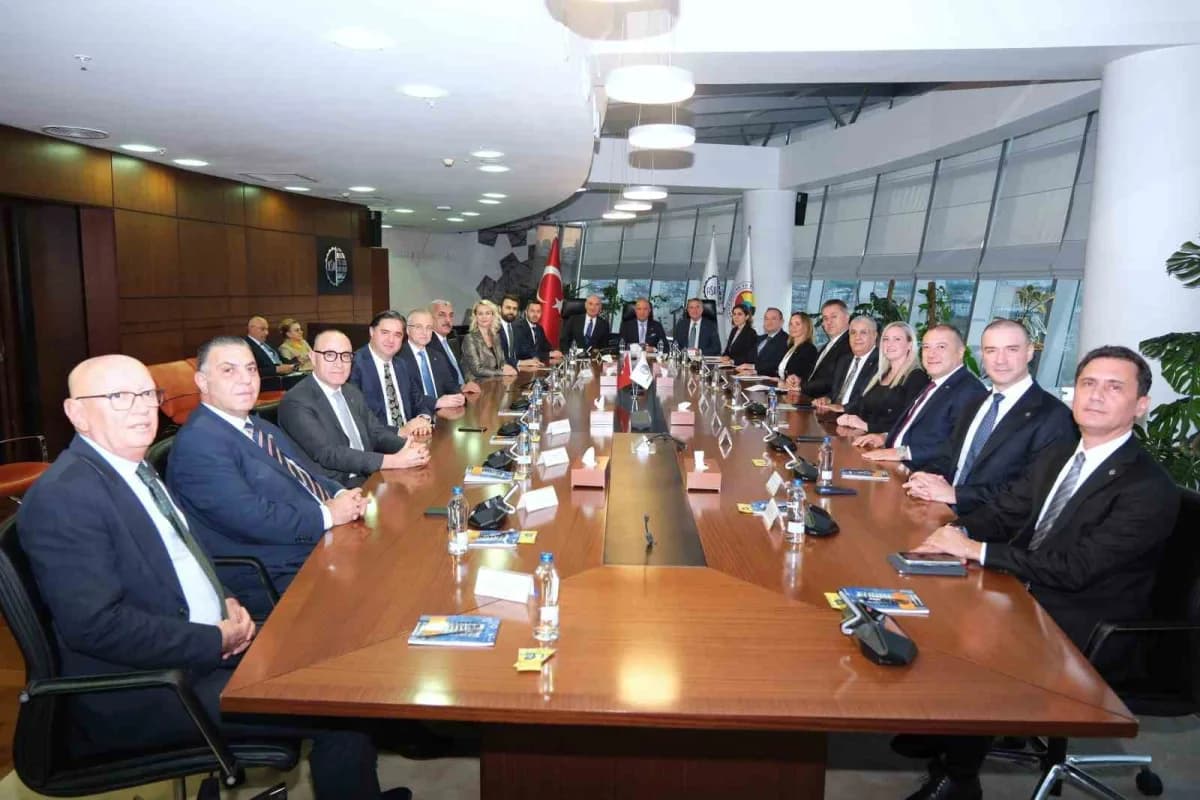 ASO Yönetim Kurulu, yeni dönemin ilk toplantısını Seyit Ardıç başkanlığında gerçekleştirdi