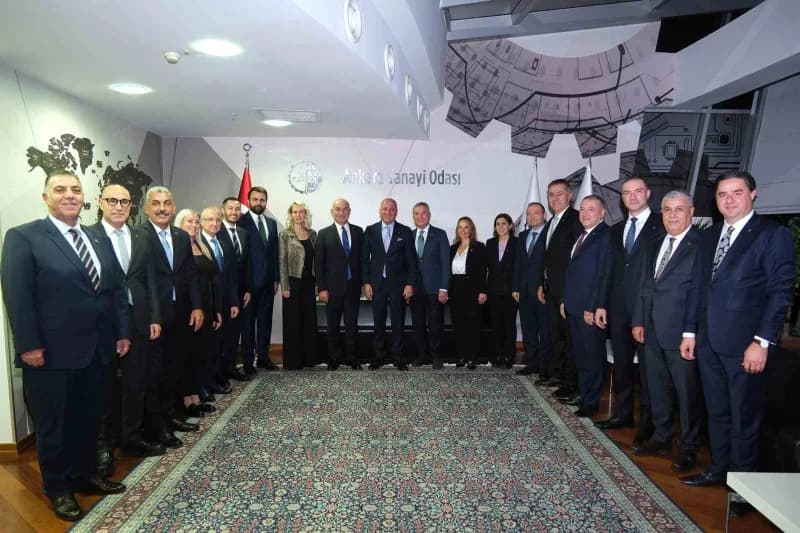 ASO Yönetim Kurulu, yeni dönemin ilk toplantısını Seyit Ardıç başkanlığında gerçekleştirdi