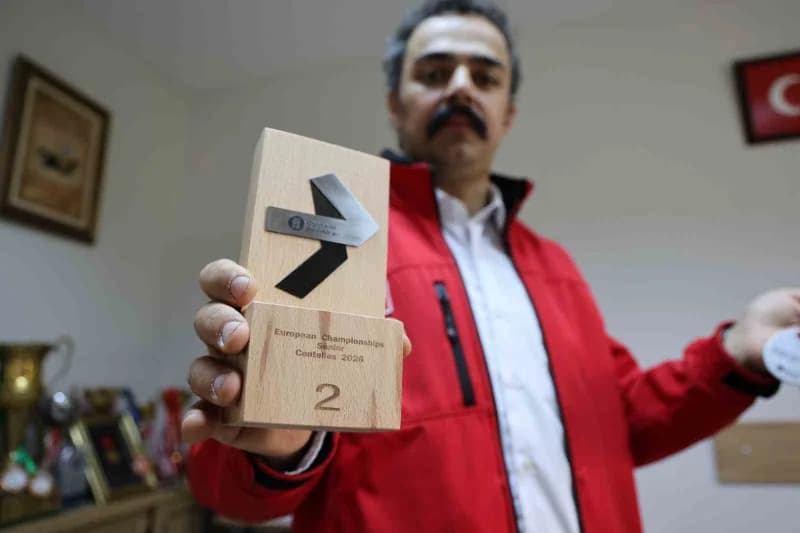 İspanya’da düzenlenen Atlı Okçuluk Avrupa Şampiyonası’nda mücadele eden Veysel Batuhan Bay, avcı parkurunda Avrupa birin