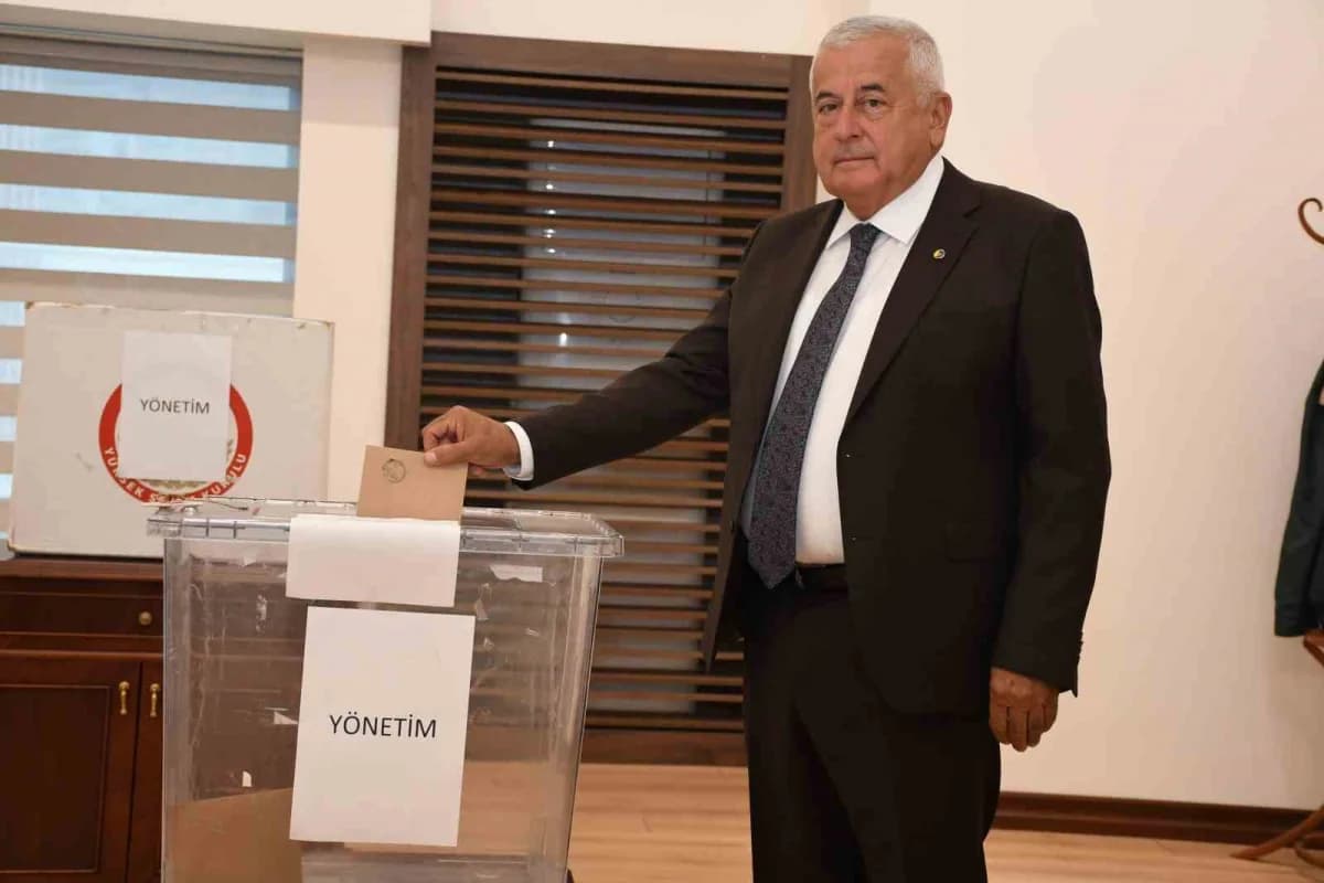 Aydın Ticaret Borsası’nda, 3 Ekim 2026 tarihinde gerçekleştirilen seçimlerin ardından 2026-2030 dönemi görev yapacak Yön