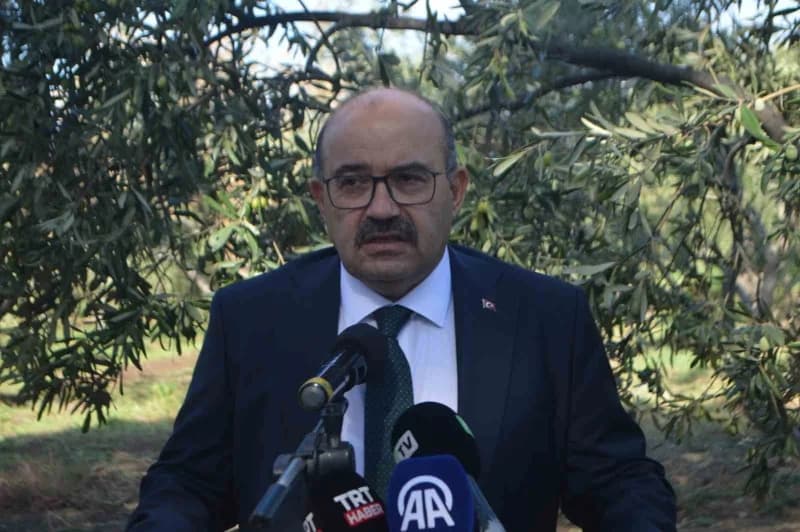 Balıkesir Valisi İsmail Ustaoğlu
