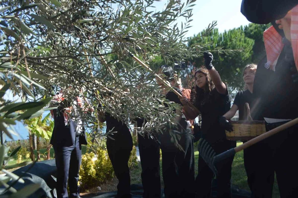 Balıkesir'in Ayvalık ilçesinde, Cunda Turizm Mesleki ve Teknik Anadolu Lisesi tarafından düzenlenen