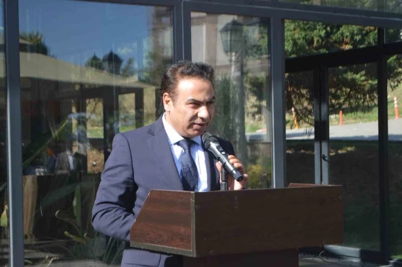 Cunda Turizm mtal okul Müdürü abdülaziz Yük