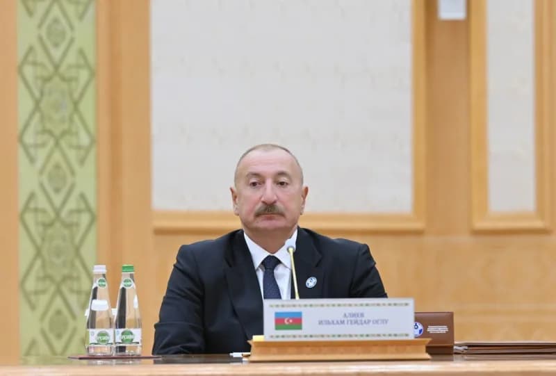 Azerbaycan Cumhurbaşkanı Aliyev: "Orta vadede hedefimiz, Azerbaycan’dan geçen yük taşımacılığını her bir yönde 15 milyon