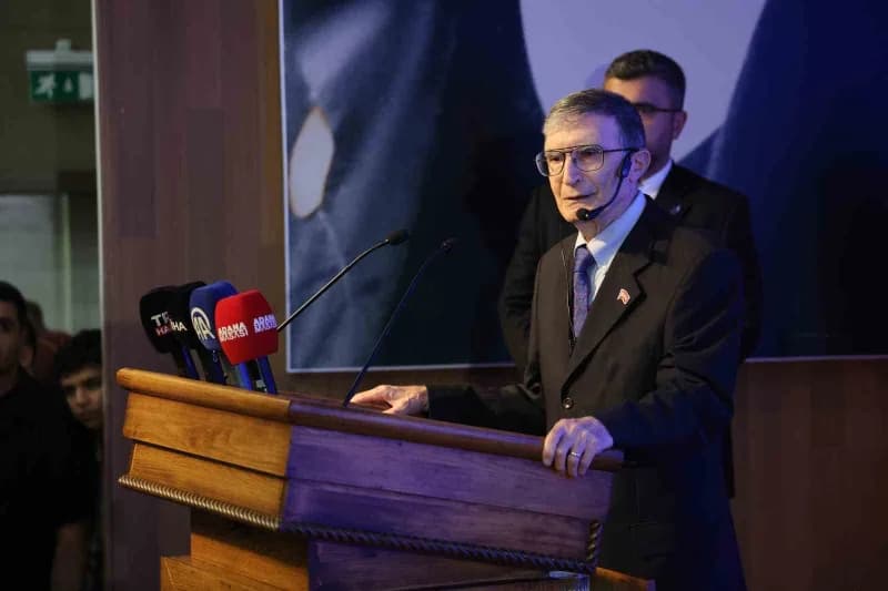 Prof. Dr. Aziz Sancar, gelecek 10-15 yılda Çin’den 10-15 Nobel ödülü beklediğini belirterek, "Türk d