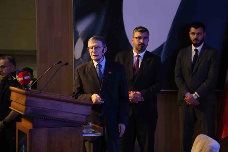 Prof. Dr. Aziz Sancar, gelecek 10-15 yılda Çin’den 10-15 Nobel ödülü beklediğini belirterek, "Türk d