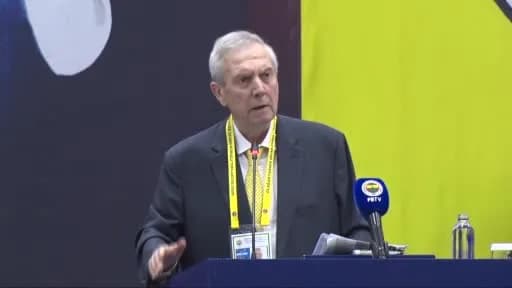 Aziz Yıldırım Fenerbahçe Olağan Yüksek Divan Kurulu Toplantısında konuşma yapıyor