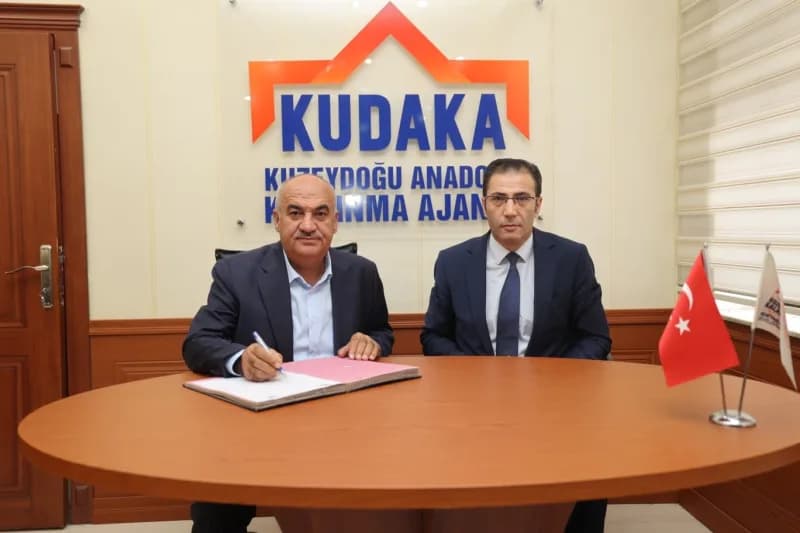 Aziziye ilçesinde jeotermal enerji potansiyelinin bilimsel yöntemlerle incelenmesi için başlatılan proje toplantısı