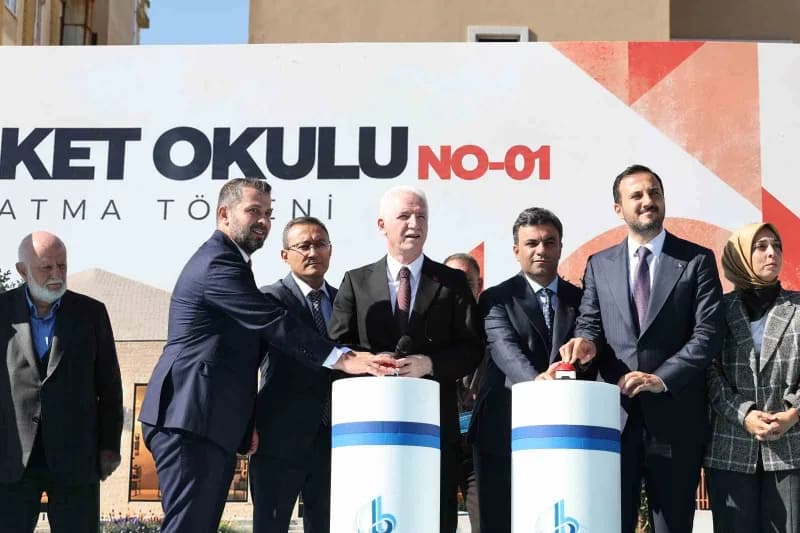 İstanbul'un Bağcılar ilçesinde, çocuklara yönelik eğitimlerin verileceği Nezaket Okulu projesinin te