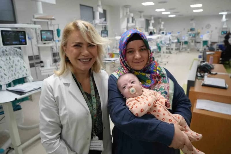Anne Kader Uçar ve Uzm. Dr. Ferhan İren