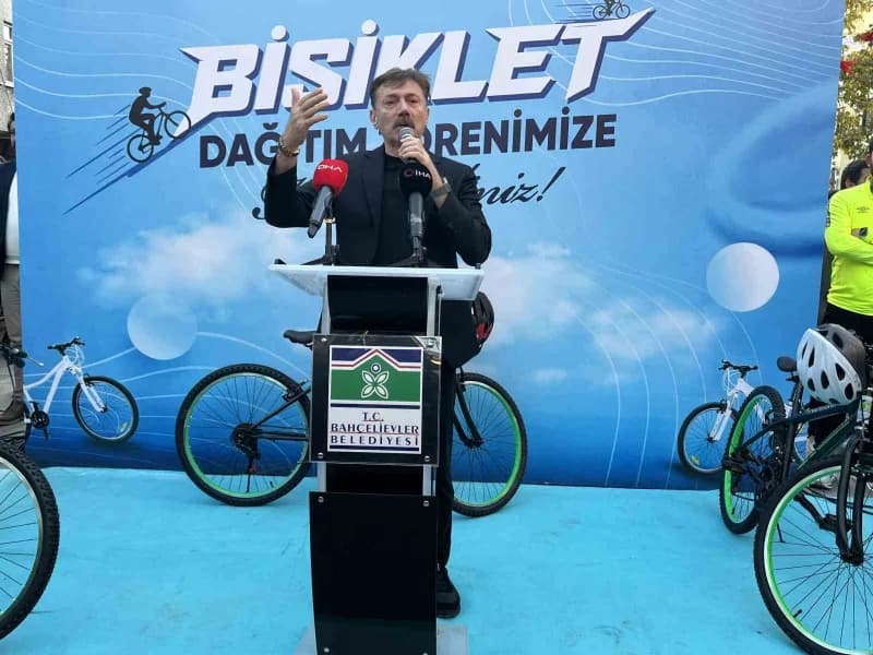 Bahçelievler Belediyesi tarafından her ay gerçekleştirilen bisiklet dağıtımı kapsamında 45. Bisiklet Çekilişi ve Dağıtım