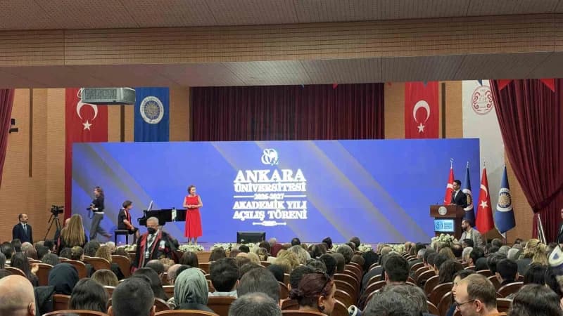 Bakan Bayraktar, Ankara Üniversitesi 2026-2027 Akademik Yılı Açılış Töreni'ne katıldı