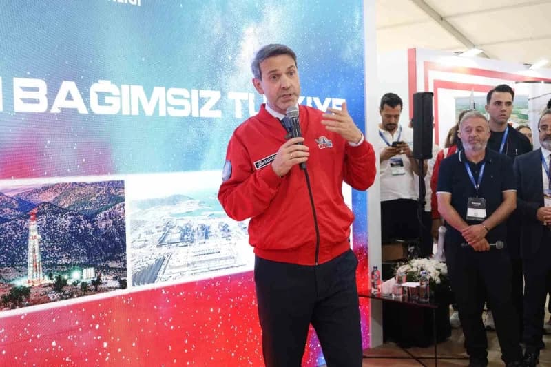 Enerji ve Tabii Kaynaklar Bakanı Alparslan Bayraktar Şanlıurfa'da gerçekleştirilen TEKNOFEST Güneydoğu'da yaptığı açıkla