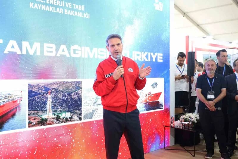 Enerji ve Tabii Kaynaklar Bakanı Alparslan Bayraktar Şanlıurfa'da gerçekleştirilen TEKNOFEST Güneydoğu'da yaptığı açıkla
