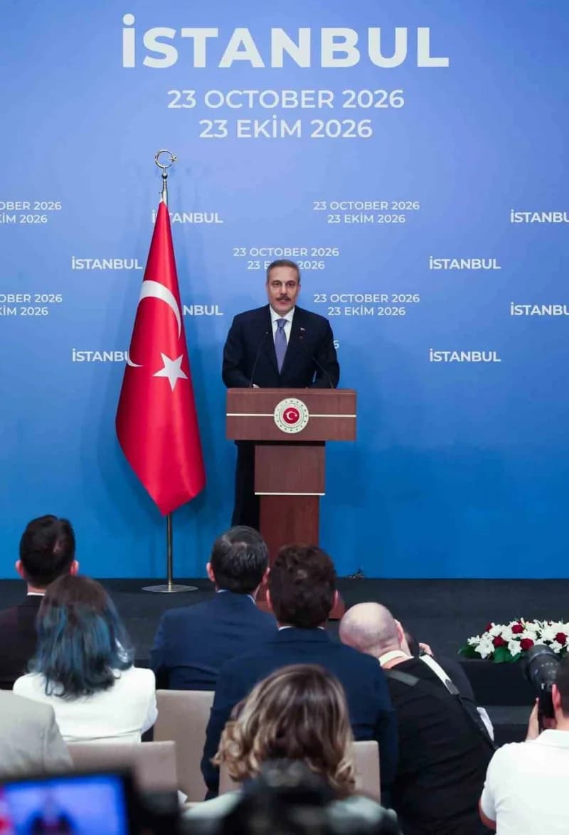 İstanbul’da düzenlenen R4+e3 Dışişleri Bakanları Toplantısı’nın ardından basın toplantısında konuşan