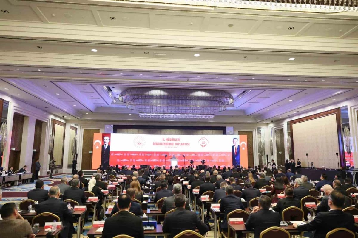 Bakan Göktaş, Ankara'da Bakanlığın 81 il müdürüyle yıllık değerlendirme toplantısında bir araya gele