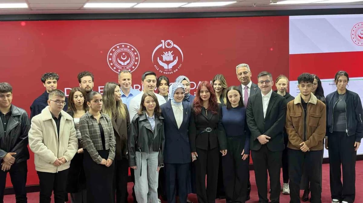 Bakan Göktaş, "Devlet Korumasından Yararlanmış Gençlerimizin Kamu Kurum ve Kuruluşlarına Yerleştirilmesi Kura Töreni"ne