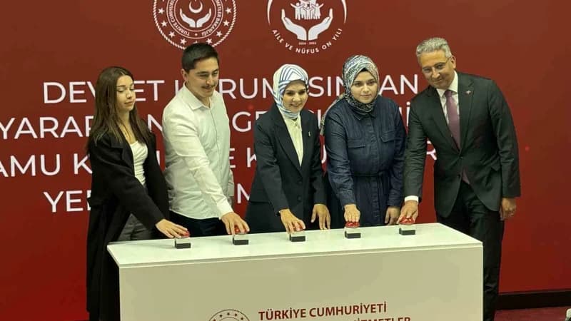 Bakan Göktaş, "Devlet Korumasından Yararlanmış Gençlerimizin Kamu Kurum ve Kuruluşlarına Yerleştirilmesi Kura Töreni"ne